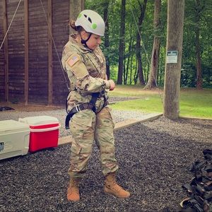 Meet your seller/buyer🥰